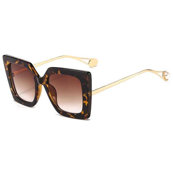 The Luxe Era Oversized Statement Shades Sunglasses